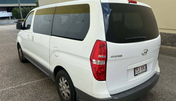 2015 Hyundai Imax finance now 3.jpg